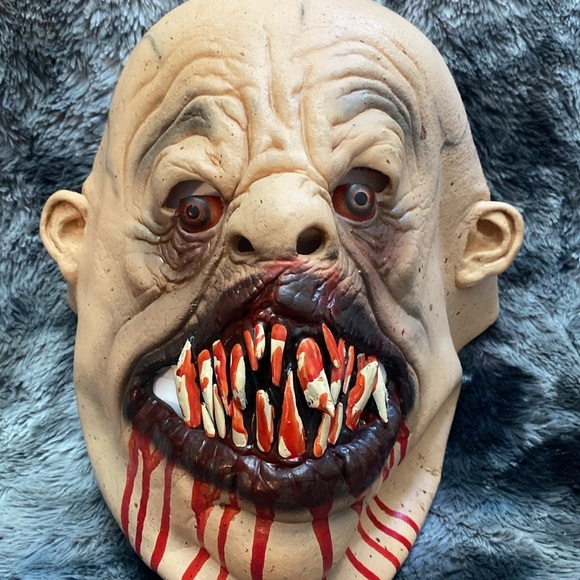 Meat Eater Fat Undead Meateater
Zombie Scary Adult Latex Halloween
Mask - Picture 3 of 16